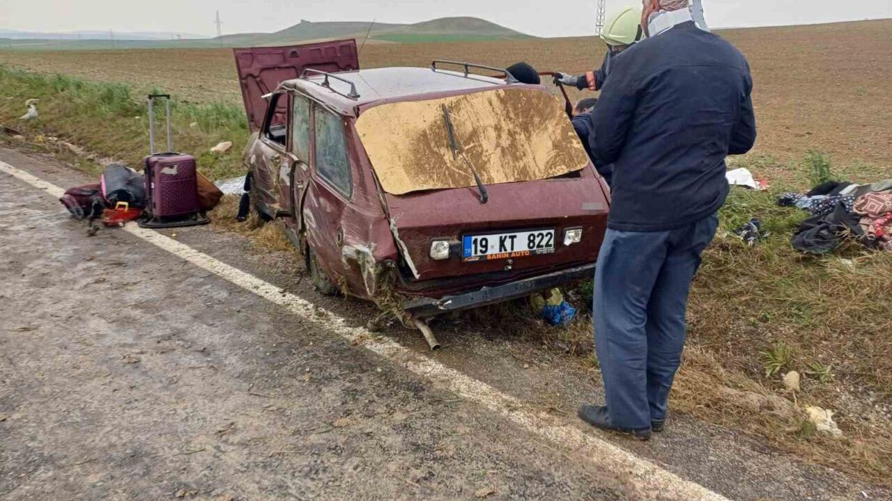 Çorum’da otomobil takla attı: 6 yaralı