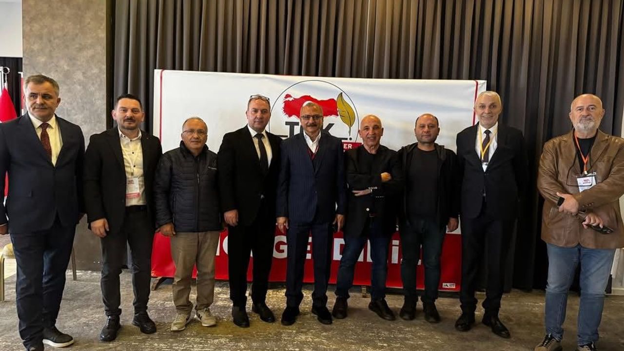 İlhan Uluözlü ve İhsan Uluözlü TGK Toplantısında Tokat'ı Temsil Etti