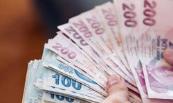 Emekli aylıklarını 16 bin 881 TL’ye çıkaran teklif komisyonda kabul edildi