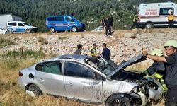 Devrilen otomobilde anne, bebeği ve kız kardeşi hayatını kaybetti