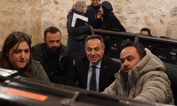Rektör Yılmaz’dan “Hey Onbeşliler” Dizi Setine Ziyaret