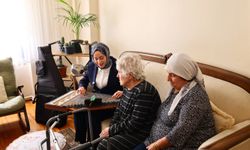 Tokat Belediyesi yaşlıların evine temizlik ve canlı müzikle misafir oldu