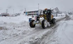 Özel İdare'den Yol Açma Mesaisi