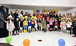 Fatih İlkokulu’nda Anasınıfı Öğrencilerinden Renkli Defile