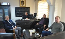 Başkan Özdemir ve Gazeteci-Yazar Alpay’dan nezaket ziyareti