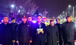 Vali Köklü'den Görev Başındaki Memurlara Yeni Yıl Ziyaretleri