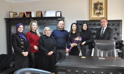 Başkan Hacer Doğan, Çalışan Gazeteciler Günü'nde Hürsöz ve Sesimiz Gazetelerini Ziyaret Etti