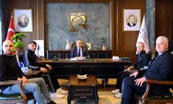 Kick Boks Türkiye Şampiyonası’nda Dereceye Giren Öğrenciler Rektör Yılmaz’ı Ziyaret Etti