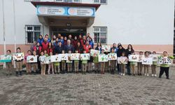 Gönüllü gençler öğrencilerle buluştu