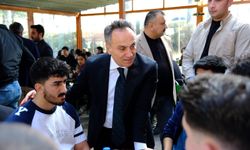 Rektör Prof. Dr. Fatih Yılmaz Öğrencilerle Kantinde Buluştu