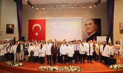 TOGÜ Tıp Fakültesinden 14 Mart Tıp Bayramı ve Beyaz Önlük Giyme Töreni