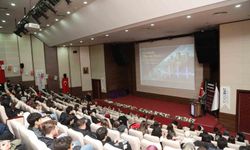 TOGÜ'nün düzenlediği tıp kongresinde canlı ameliyat heyecanı yaşandı