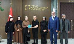 Rektör Prof. Dr. Fatih Yılmaz, Başarılı Öğrencileri Makamında Ağırladı