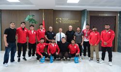 TOGÜ’nün Şampiyon Sporcuları Rektör Yılmaz’la Buluştu