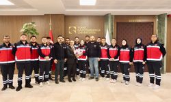 Sivil Savunma ve İtfaiyecilik Programı Öğrencilerinden Rektör Yılmaz’a Ziyaret