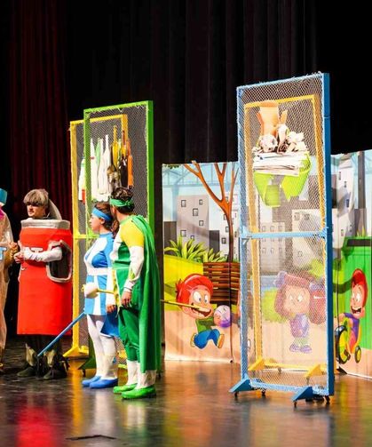 Erbaa'da çocuklara sıfır atık bilinci tiyatro ile anlatıldı