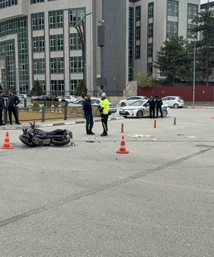 Tokat'ta motosikletle otomobil çarpıştı: 2 ağır yaralı
