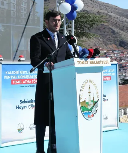 KENTSEL DÖNÜŞÜM 1. ETAP KONUTLARIN TEMEL ATMA TÖRENİ GERÇEKLEŞTİRİLDİ