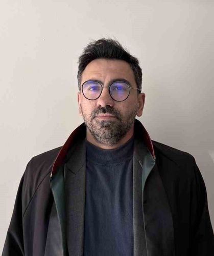 Araçta ölü bulunmuştu, 2 yıl sonra eşini 'kasten öldürme' suçlamasıyla hakim karşısına çıktı