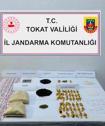Jandarma ekiplerinden uyuşturucuya geçit yok