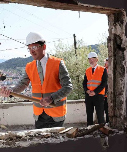 Tokat'ta kentsel dönüşümde yıkımlar başladı