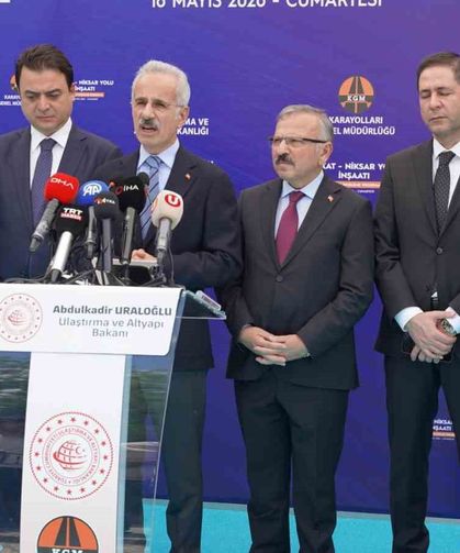 Bakan Uraloğlu: 'Tokat-Niksar yolundaki tüm çalışmalarımızı 2027 yılında tamamlamayı hedefliyoruz'
