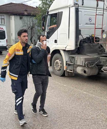 Erbaa'da iki servis minibüsü çarpıştı: 10 yaralı