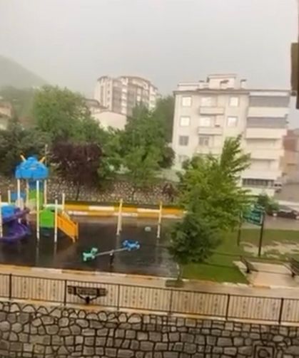 Taşkın uyarısı yapılan Tokat'ta yağmur etkili oldu