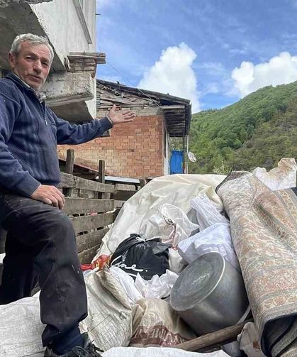 Tokat'ta heyelan riski altındaki köy boşaltılıyor
