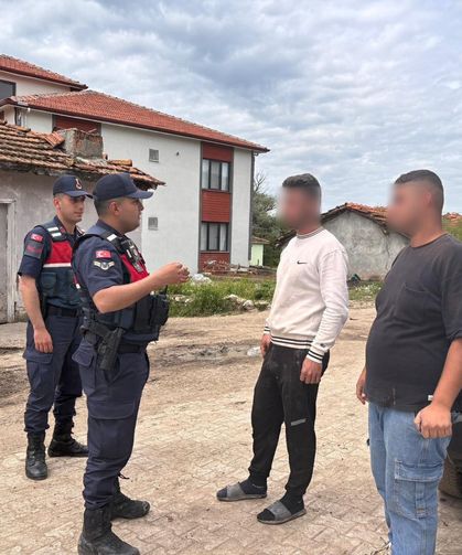 Tokat'ta taşkın riskine karşı vatandaşlar güvenli bölgelere taşındı