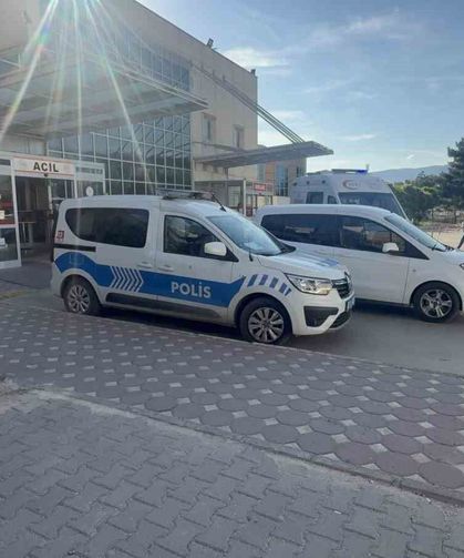 Amca oğulları arasındaki alacak verecek tartışması kanlı bitti: 1 ölü, 3 yaralı