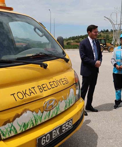 Tokat Belediyesi'nde çöp taksi direksiyonuna kadın eli değdi