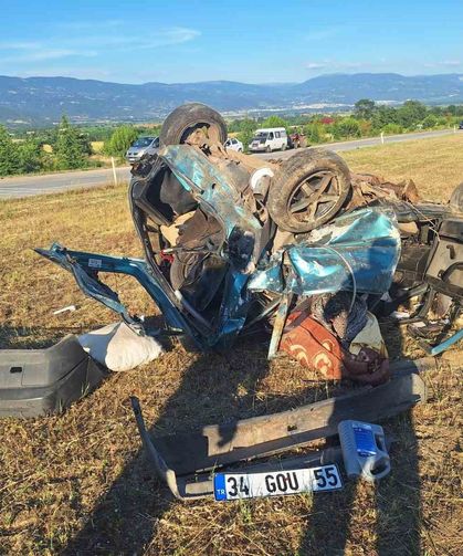 Tokat'ta iki otomobil çarpıştı: 4 yaralı