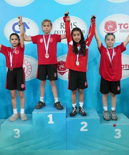 Tokatlı minik güreşçiler, Türkiye Şampiyonası'ndan 5 madalyayla döndü