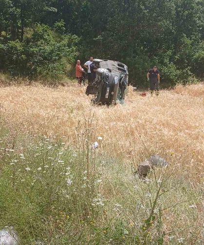 Tokat'ta kontrolden çıkan hafif ticari araç takla attı: 5 yaralı