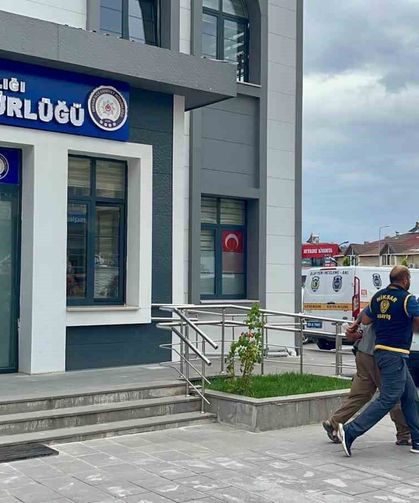 Tokat'ta lastik hırsızlığı yapan şüpheliler Sivas'ta yakalandı