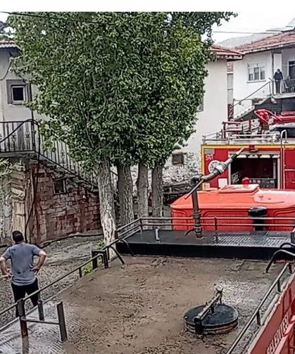 Tokat'ta yanan ev kullanılmaz hale geldi