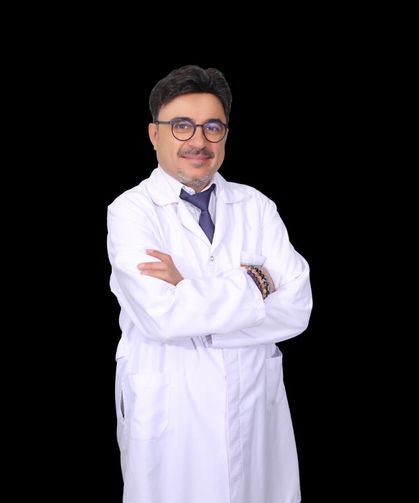 Op. Dr. Dilmen: 'Sıcak havalarda yetersiz sıvı tüketimi böbrek taşı riskini artırabilir'