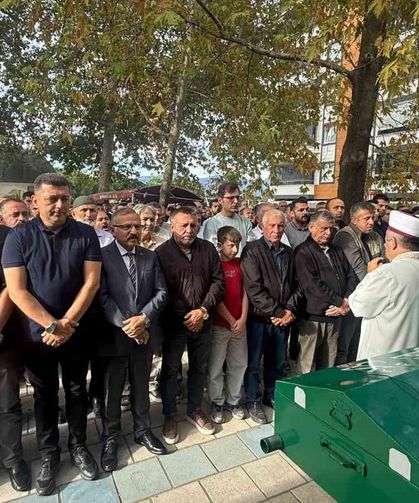 22 günlük yaşam mücadelesini kaybeden İHA telifli muhabiri son yolculuğuna uğurlandı