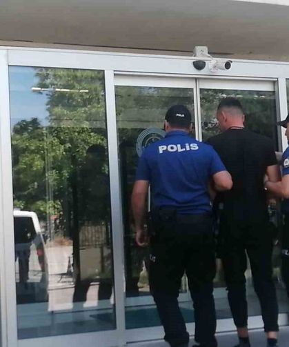 Trafik denetiminde 14 yıl 49 ay hapis cezasıyla aranan hükümlü yakalandı