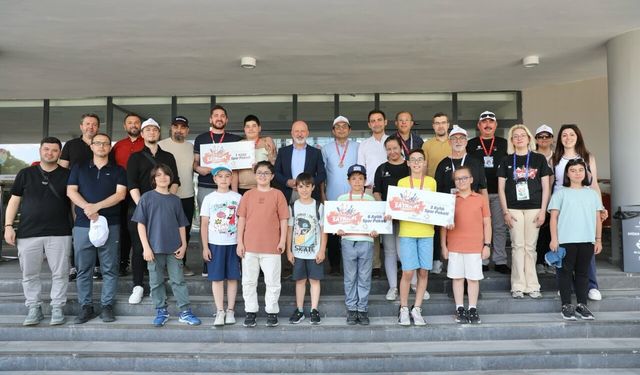 Başkan Çolakbayrakdar: "Çocuklarımızı aileleriyle buluşturacak programları artıracağız"
