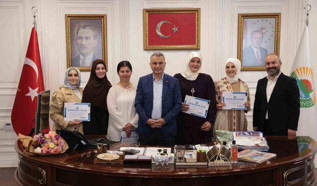 İlkadım’ın kadın girişimcileri belgelerini aldı