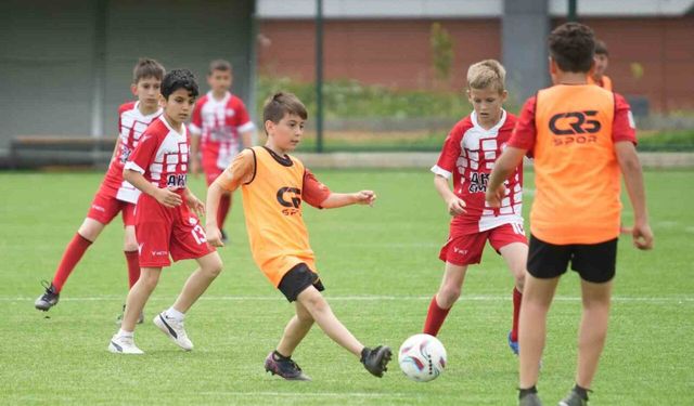 Minik yıldızlar Samsunspor için sahada