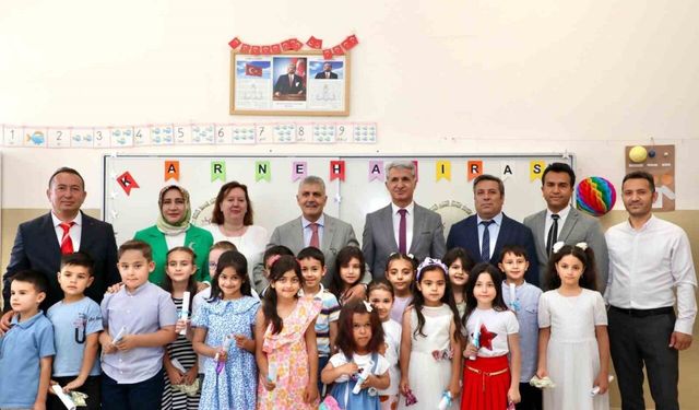 Niğde’de 68 bin 913 öğrenci karne heyecanı yaşadı