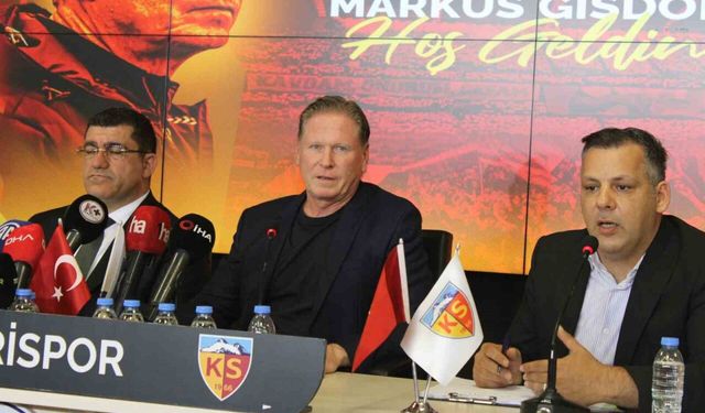 Nurettin Açıkalın: "Kayserispor çok daha iyi yerlere layıktır, bugün ilk adımı atıyoruz"
