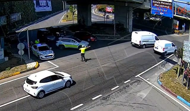 Sınava geç kalan öğrencilerin yardımına polis ekipleri yetişti