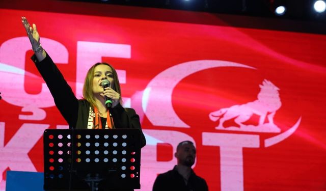 Vezirköprü’de Burçe Bozkurt ve Ali Kınık konseri