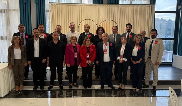 CHP'li Kurtgöz, il başkanlığı görevine yeniden seçildi