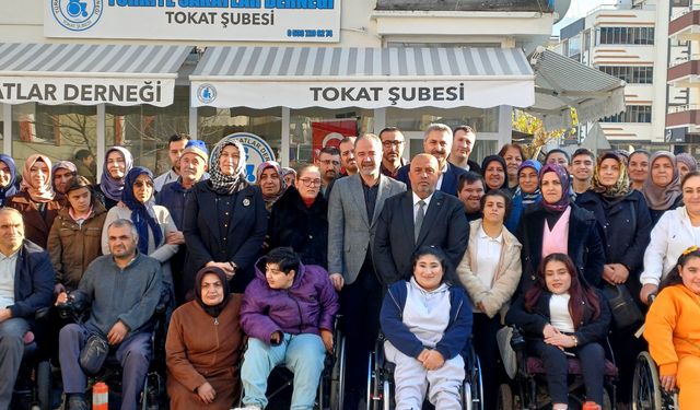 Eyüp Eroğlu, Dünya Engelliler Günü’nde Tokat’ta Özel Gereksinimli Bireylerle Buluştu