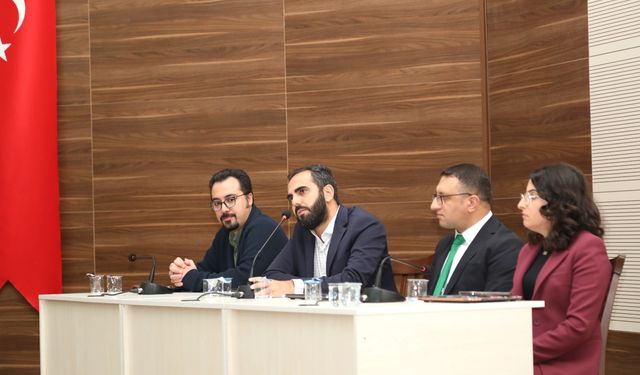 TOGÜ’de 10 Aralık İnsan Hakları Günü: “Hukuk ve İnsan Hakları” Paneli Düzenlendi